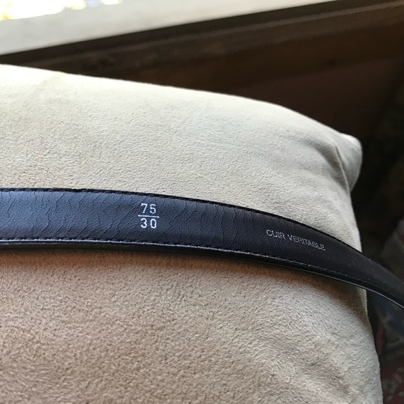 Chanel women’s leather belt - Picture 3 of 3